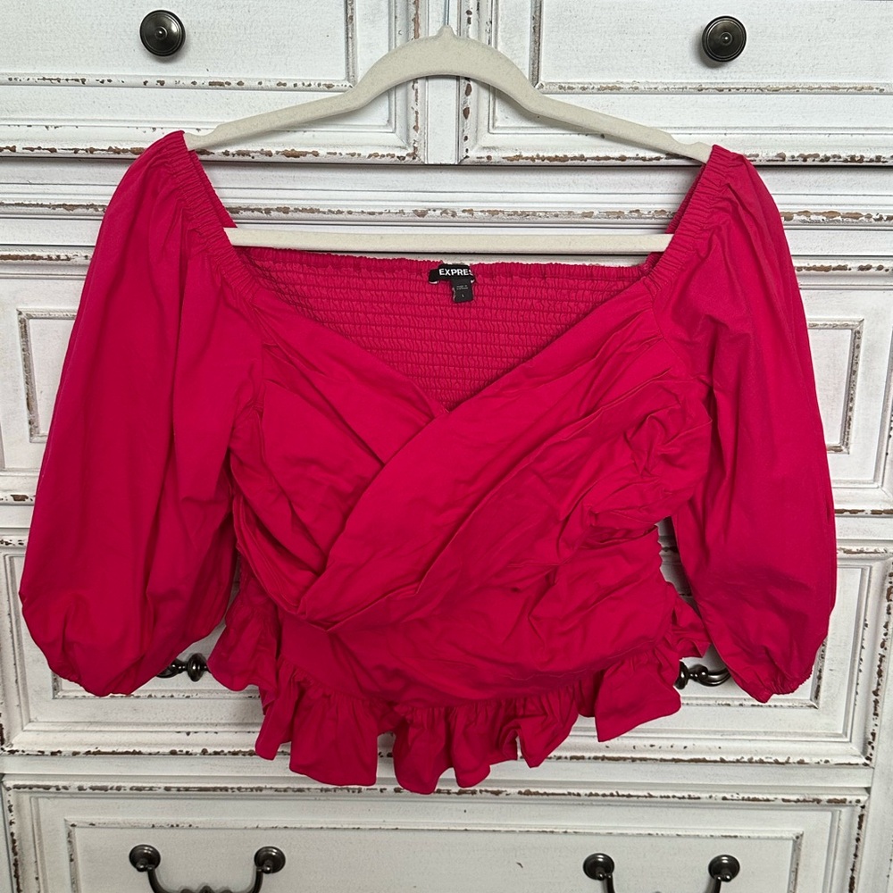 EXPRESS Sweetheart Off Shoulder Peplum Top | Large